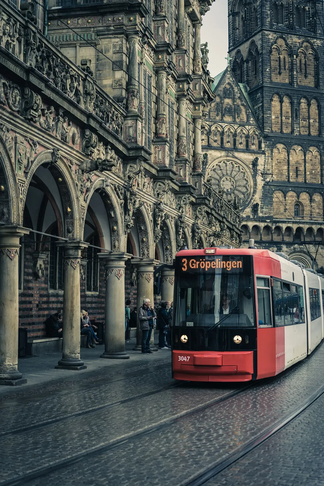 Straßenbahn in der Altstadt – Fotograf Braunschweig Alex Kunze
